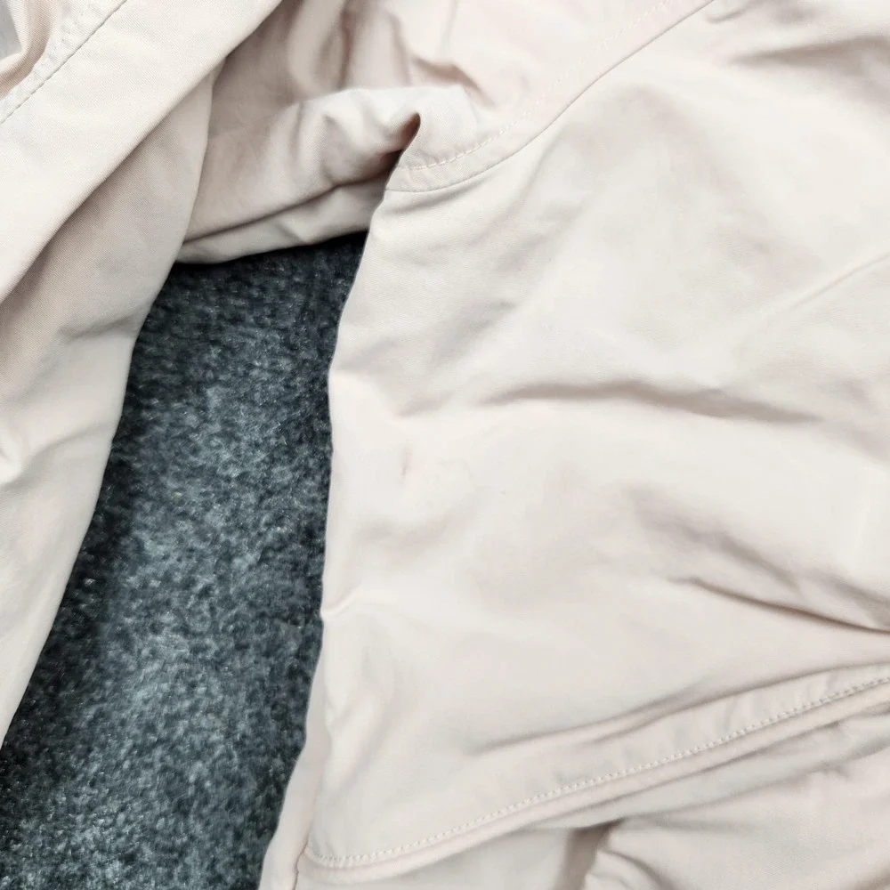 Lululemon Always Effortless Jacket Womens 8 Pink Hooded Windbreaker Zip Light - Picture 3 of 10